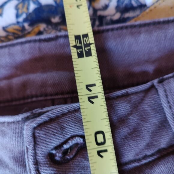 Sugar Magnolia Light Brown Wide-Leg Distressed Jeans Size Medium - Picture 5 of 7